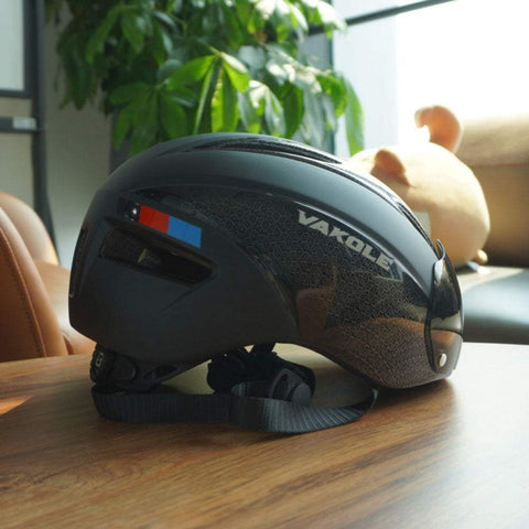 Casque de vélo moulé intégralement Vakole avec lunettes magnétiques - Buybestgear